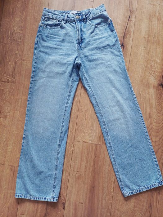 Spodnie damskie Jeansy  Sinsay 36
