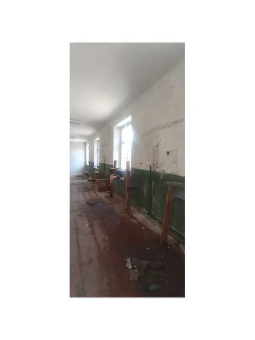 ПРОДАЖ - Нежитлове приміщення, площею 161,5 кв.м. с. Крижі