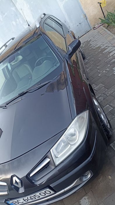 автомобіль Рено Меган