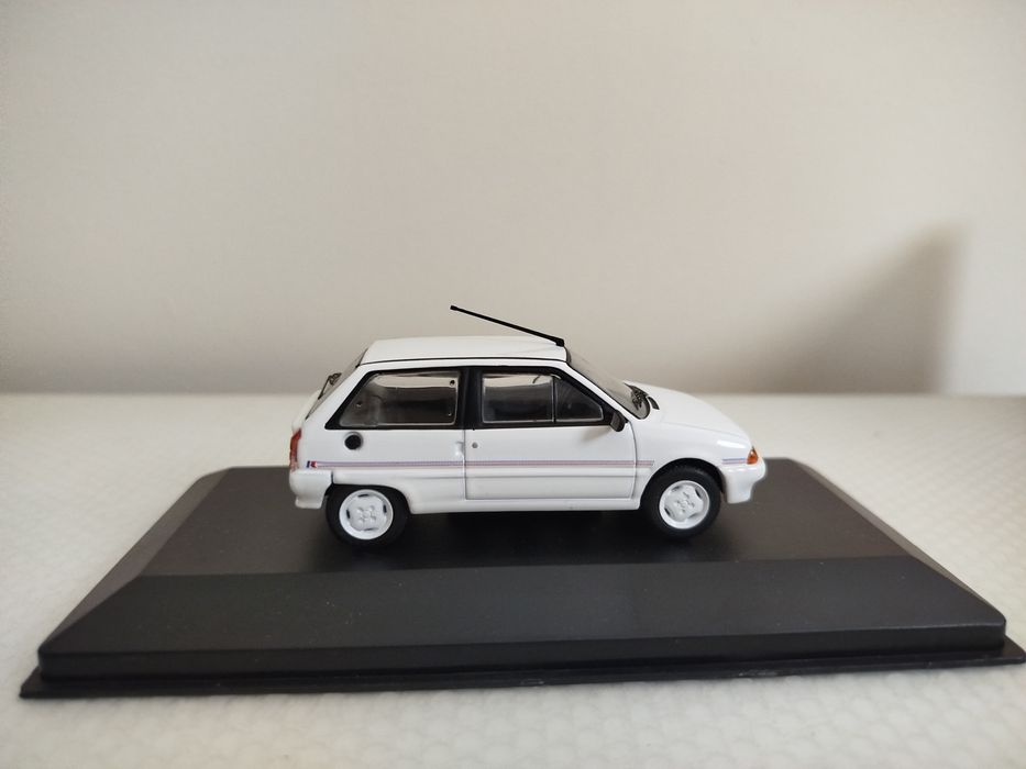 Miniatura Citroen AX 1/43 Nova