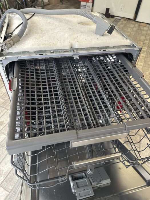 Продам посудомийну машинку 60 см (посудомийку)