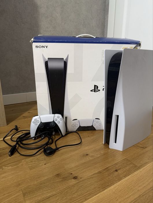 Продам PlayStation 5 Blu-ray Edition в отличном состоянии