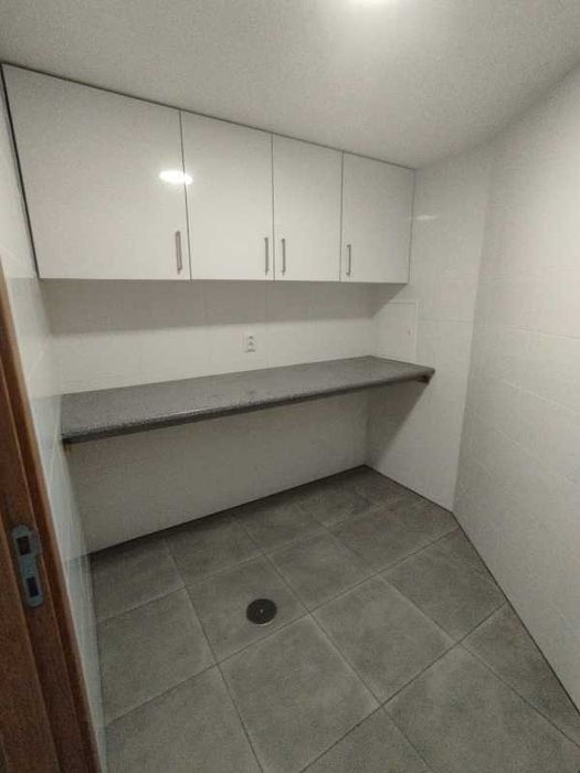 Moradia T2+1 totalmente reconstruída | 130m² | Garagem e duas entradas