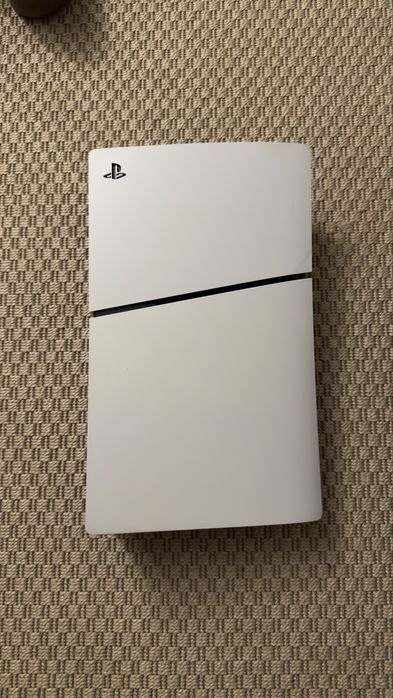Ps5 slim 1tb + dois comandos