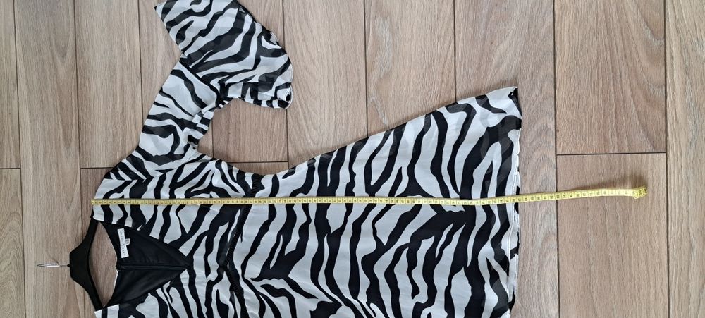 Sukienka w panterkę