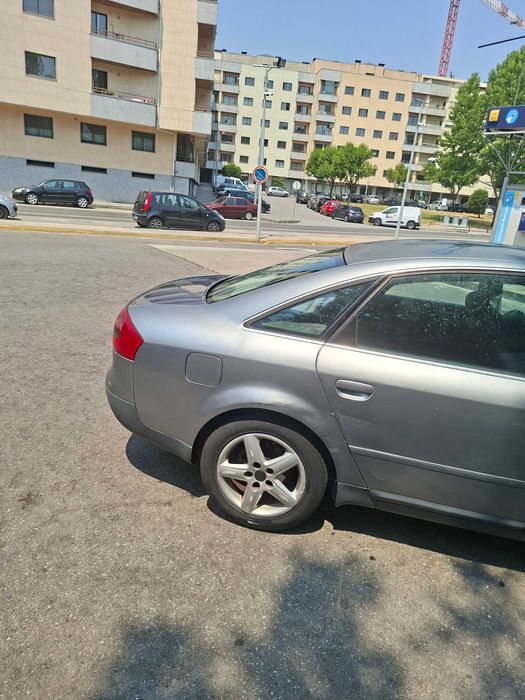 Audi A6 1.9 tdi em bom estado