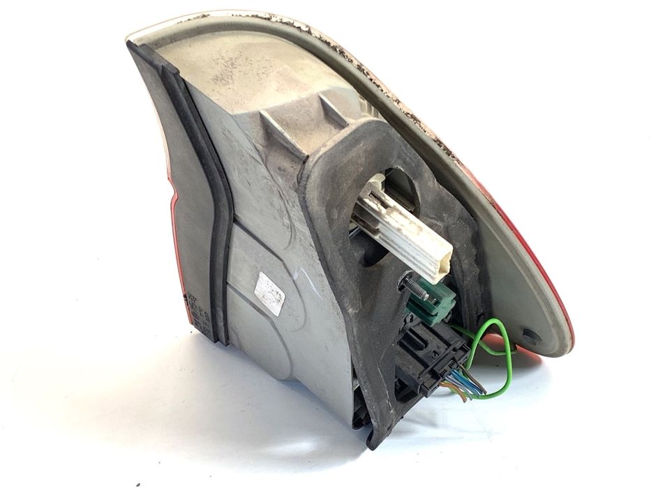 LAMPA LEWY TYŁ BMW E53 SUV 00-06 ŚWIATŁO TYLNA, LEWA