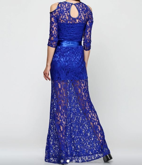 Платье нарядное,одевалось один раз,размер 42-44