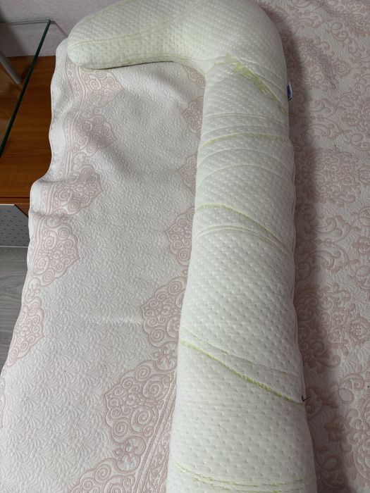 Подушка Г-вигин,Венето,в чохлі,вживана