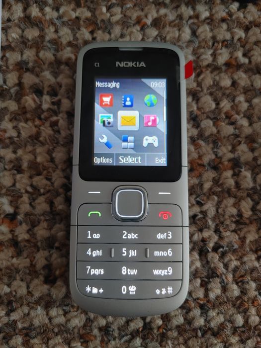 NOKIA C1-01 Nowa Folie na ekranie i aparacie SPRAWDŹ