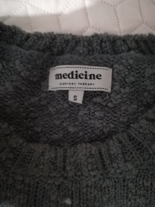 Sweterki dla dziewczynki