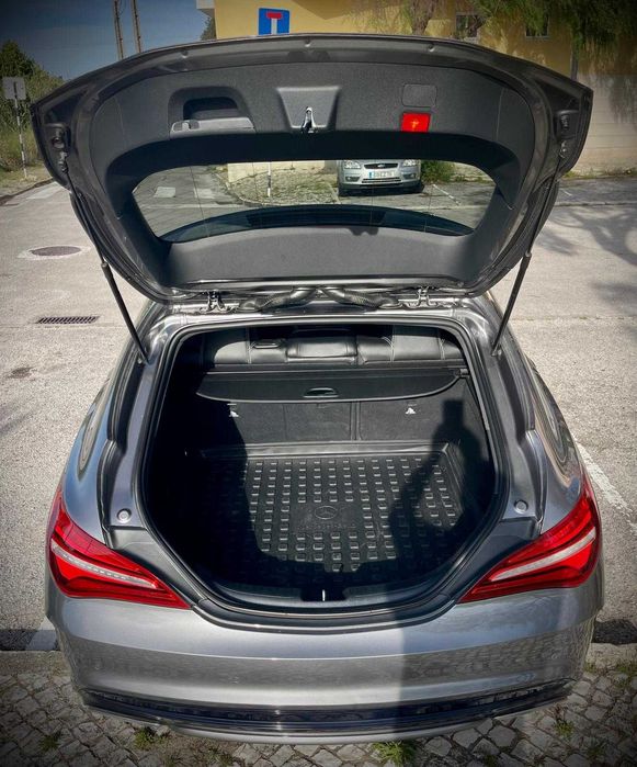 Mercedes-Benz CLA 200d Shooting Brake Edition | Nacional | Único dono | 145.000 km