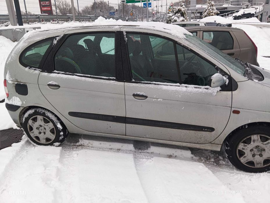 Renault Scenic 1,4, benzyna, ważne opłaty