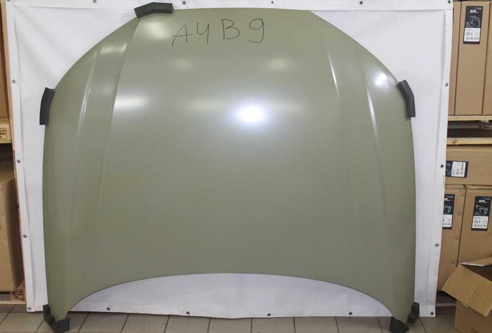Капот а4 б9  тайвань з герметиком a4 b9