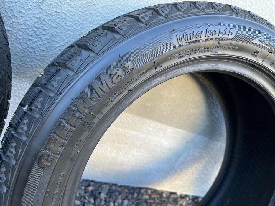 Шини зимові 225/50 R17
