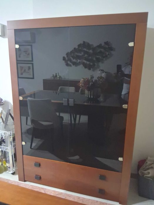 Cristaleira Sala em Cerejeira