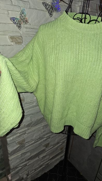 Sprzedam sweterek damski