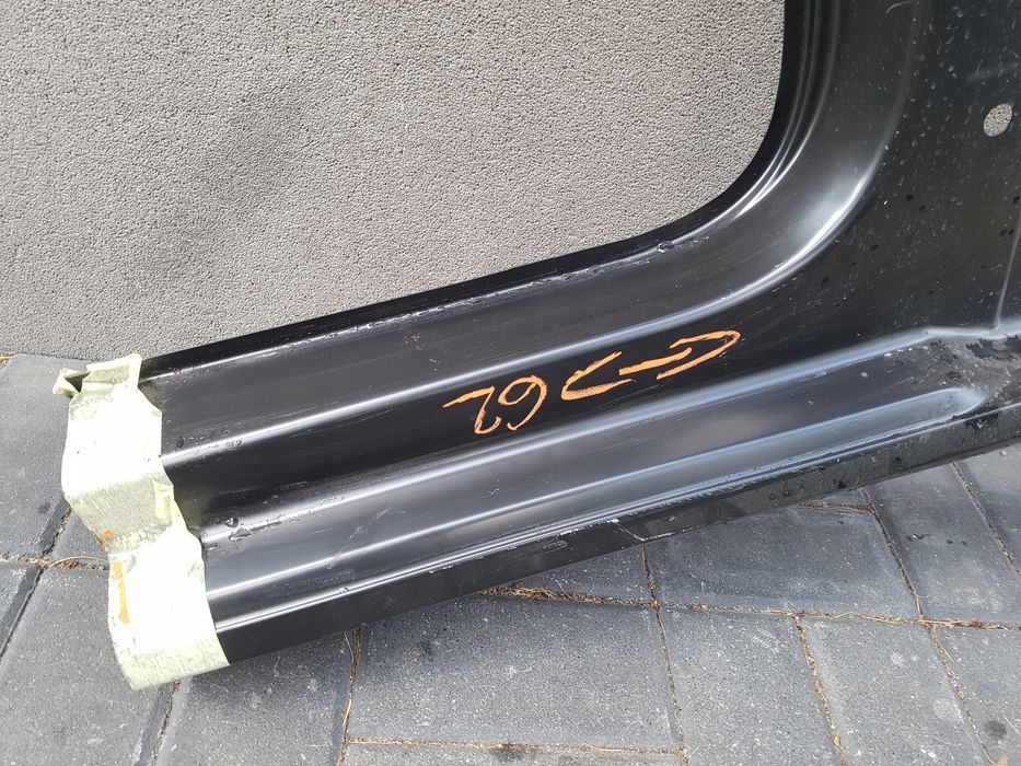 vw golf 7 prawy próg rama bok słupek b 5g4809836