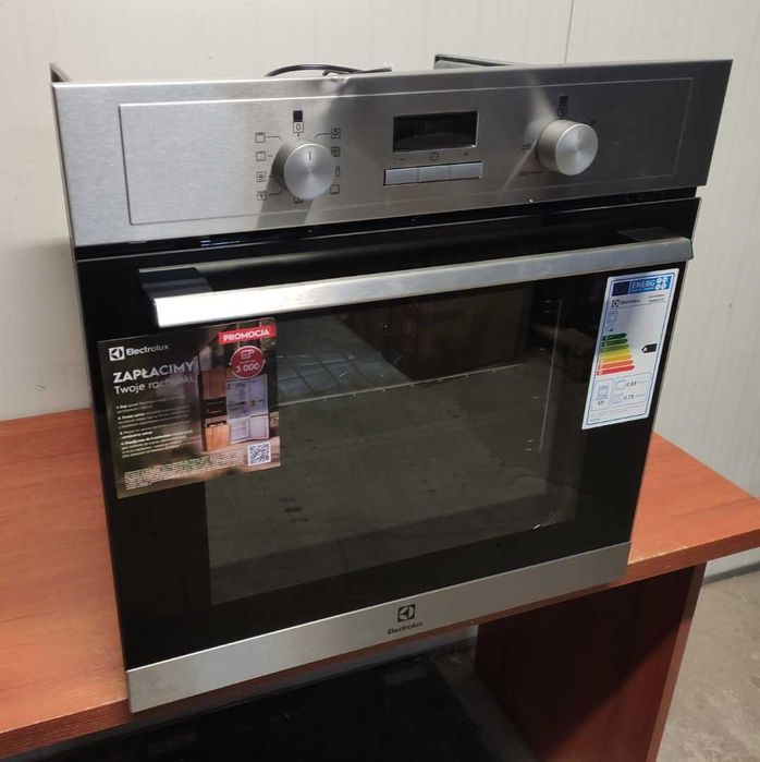 Piekarnik elektryczny ELECTROLUX EOF3H00BX Termoobieg OUTLET 21AH55