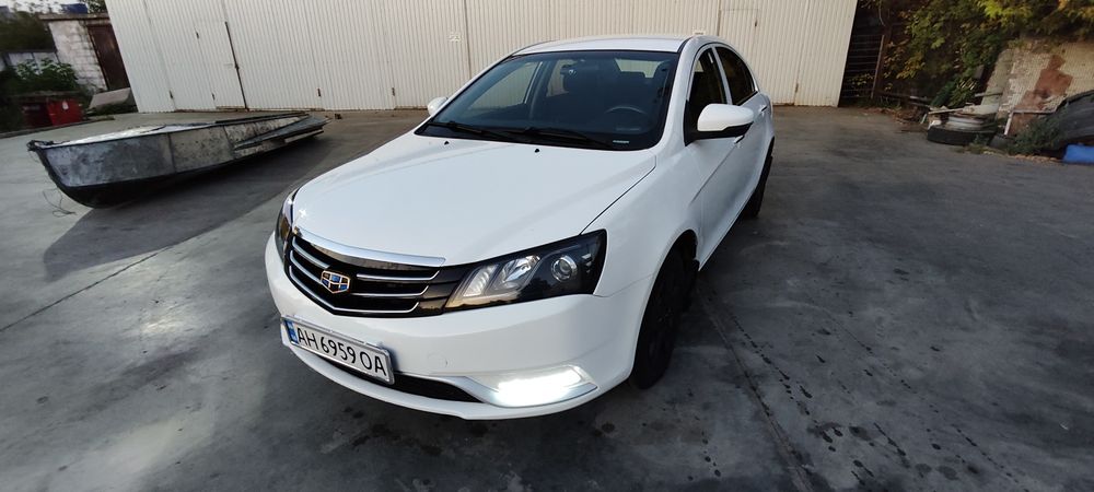 Geely Emgrand FL7