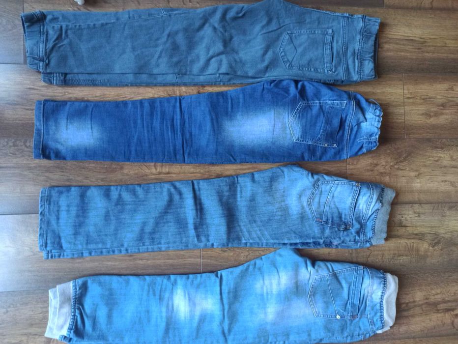 Spodnie jeansy 152