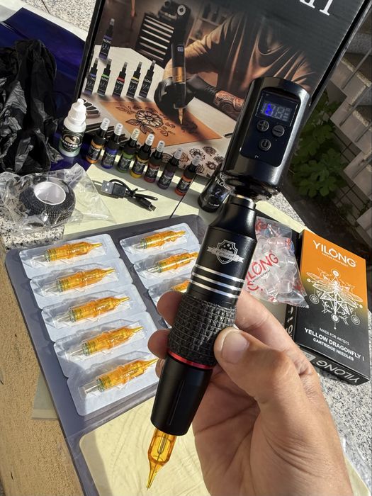 Kit Tatuagem Sem Fios COMPLETO Máquina Pen, Pele Treino C/ Instruções