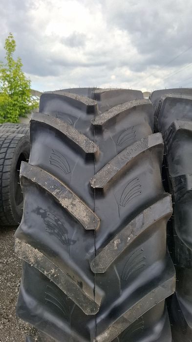 Opony 580/70 R38 GRI XLR 70 / MRL Farm Maxx 70 / Ceat  / Ozka