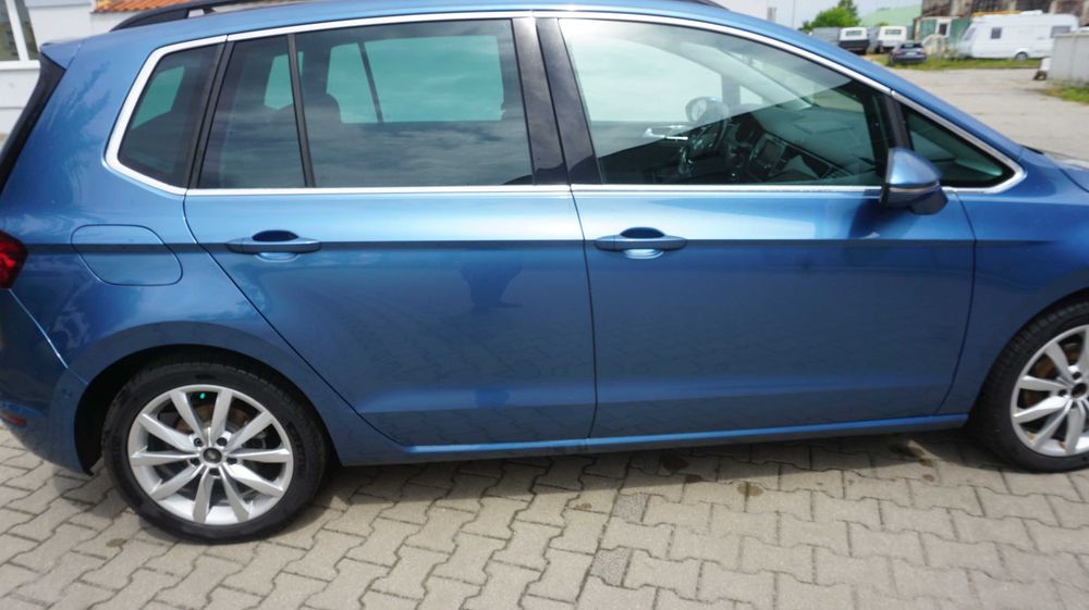 Volkswagen Golf Sportsvan błotnik tylni prawy ciety LA5J