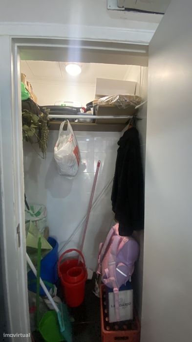 Espaço comercial à venda na rua Bartolomeu Dias