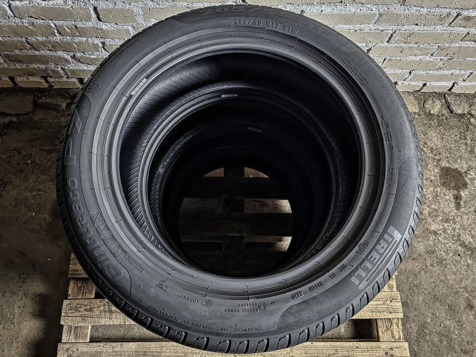 Шини 205/55r17 Pirelli | 7.5/6.5mm | 2020 | Преміум комплект | Ідеал