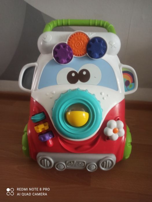 Pchacz - jeździk Chicco 2w1