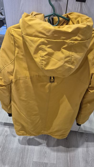 Зимова дуже тепла куртка парка