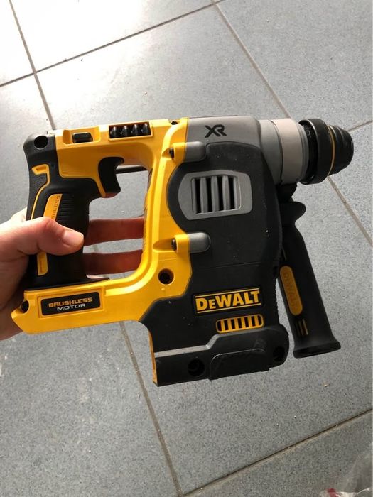 mlotowiertarka Dewalt