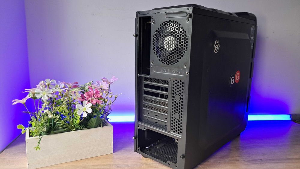 Obudowa SilentiumPC Brutus M23 Pure Black USB3.0 (SPCOBU44420)