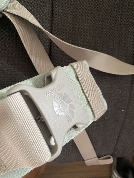 Ergobaby embrace soft air mesh