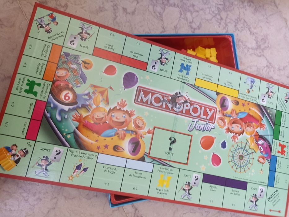 Jogo monopólio júnior. Novo