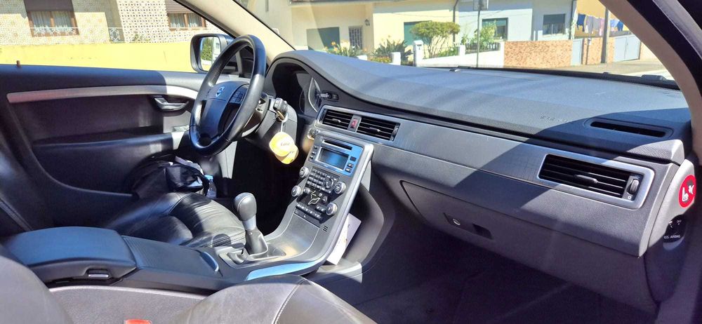 Volvo XC70 D5 AWD 185CV