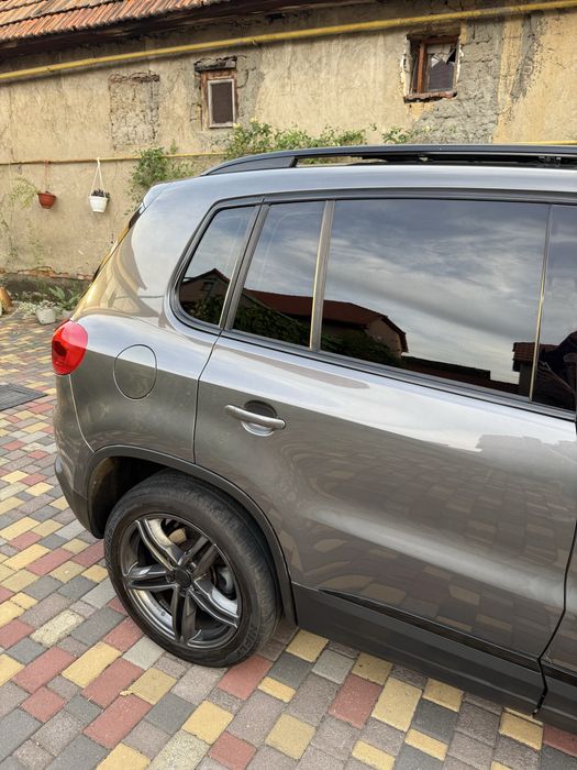Volkswagen Tiguan 2012 VIN WVGAV7AX3DW015844 фото оголошення 5 з 21