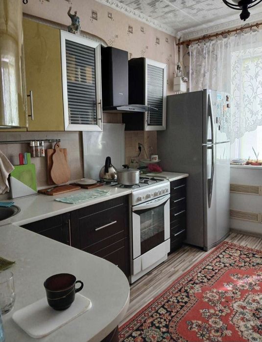 Продам по ул.Калнышевского 4х ком.кв.Хортицкой 17 мкрн.