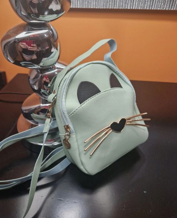Mochila gato nova em verde
