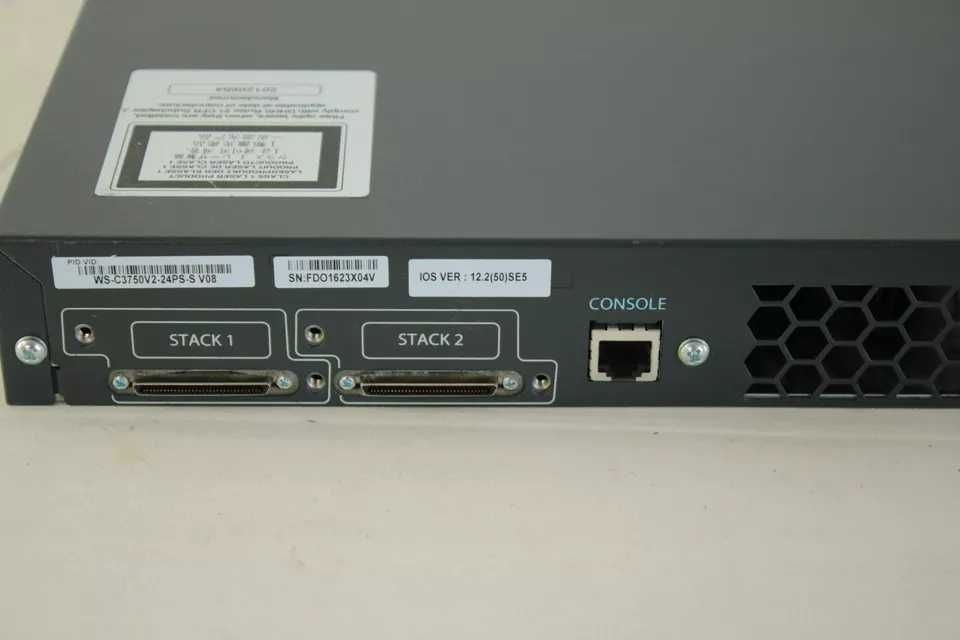Світч Комутатор Cisco Catalyst 3750 v2 PoE ПоЕ 24 портів для камер