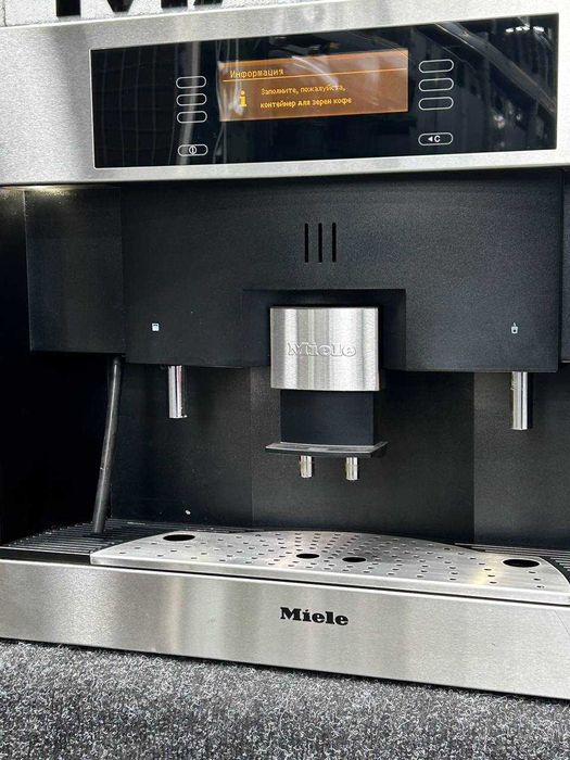 Комплект Духова щафа з НВЧ і Кавомашина Miele