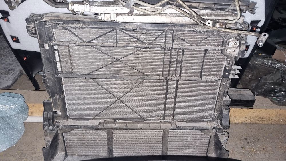 Радіатор дифузор віто 447 v klasse