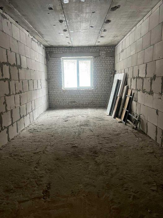 Продам комерційне приміщення на 12 кварталі