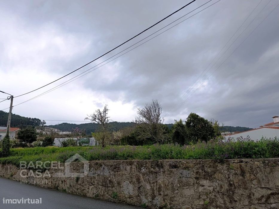 Terreno de construção em Carapeços - Barcelos
