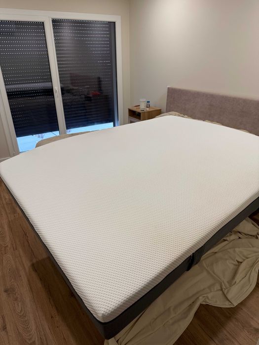 Colchão Emma Hybrid 150x200 como novo