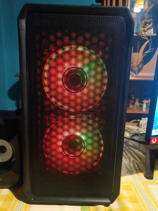 Komputer stacjonarny