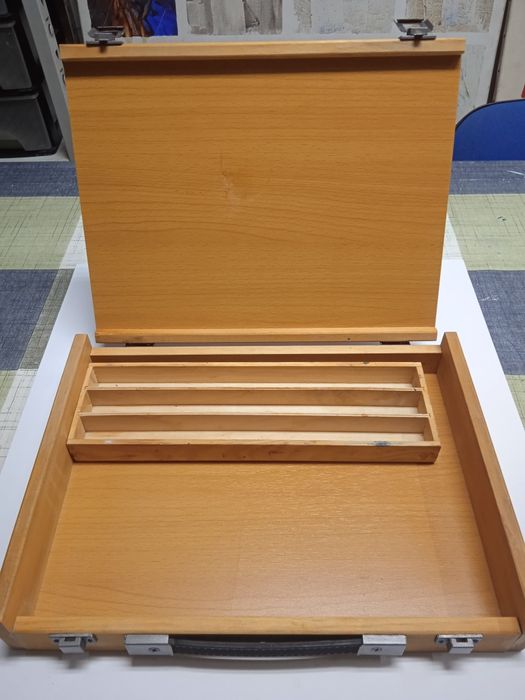 Mala de transporte para material de pintura