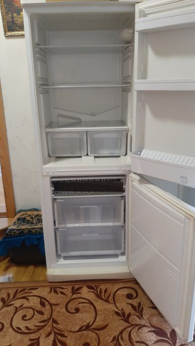 Продаж холодильника,б/у в робочому стані.Івано-Франк. обл.с.Оболоня...