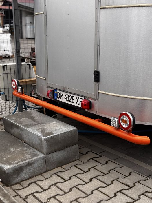 Foodtruck з нержавійки на колесах